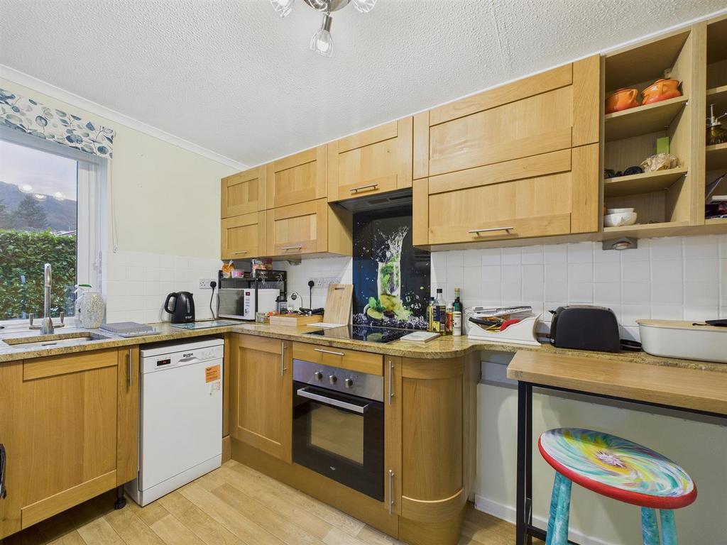 CAM03972 G0-PR0201-STILL009.jpg