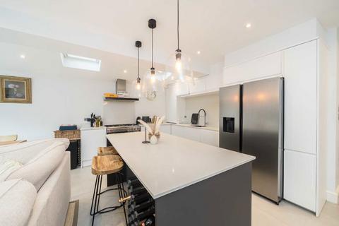 undefined, Thornton Avenue, London SW2