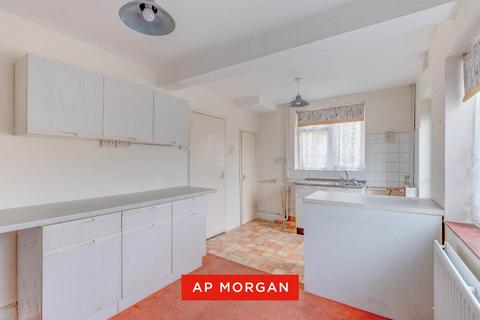 3 bedroom end of terrace house for sale, Harport Road, Greenlands, Redditch, B98