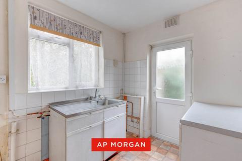 3 bedroom end of terrace house for sale, Harport Road, Greenlands, Redditch, B98