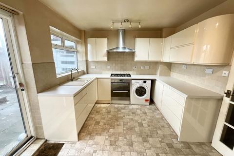 3 bedroom semi-detached house for sale, Ascot Close, Oldbury B69