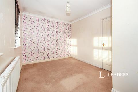 2 bedroom semi-detached house to rent, St. Helena Drive, Spalding, Lincolnshire, PE11