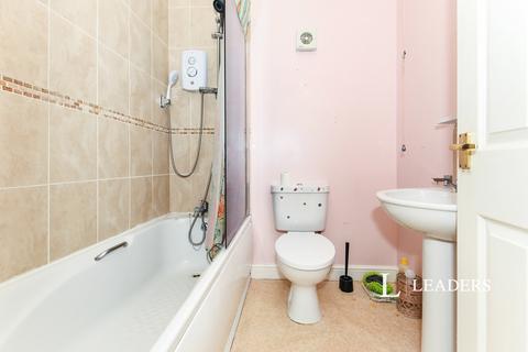 2 bedroom semi-detached house to rent, St. Helena Drive, Spalding, Lincolnshire, PE11