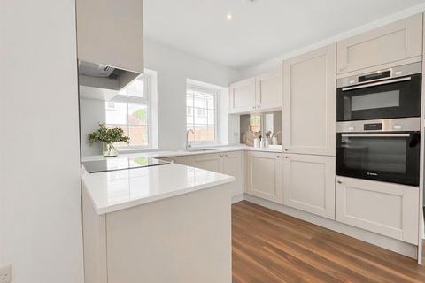 undefined, Shooters Hill, London SE18