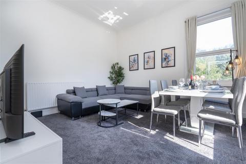 2 bedroom flat to rent, Surrey Road, Bournemouth