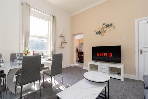 2 bedroom flat to rent, Surrey Road, Bournemouth