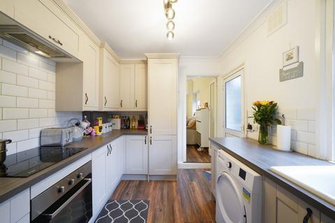 2 bedroom ground floor maisonette for sale, Westbury Road, Croydon, CR0