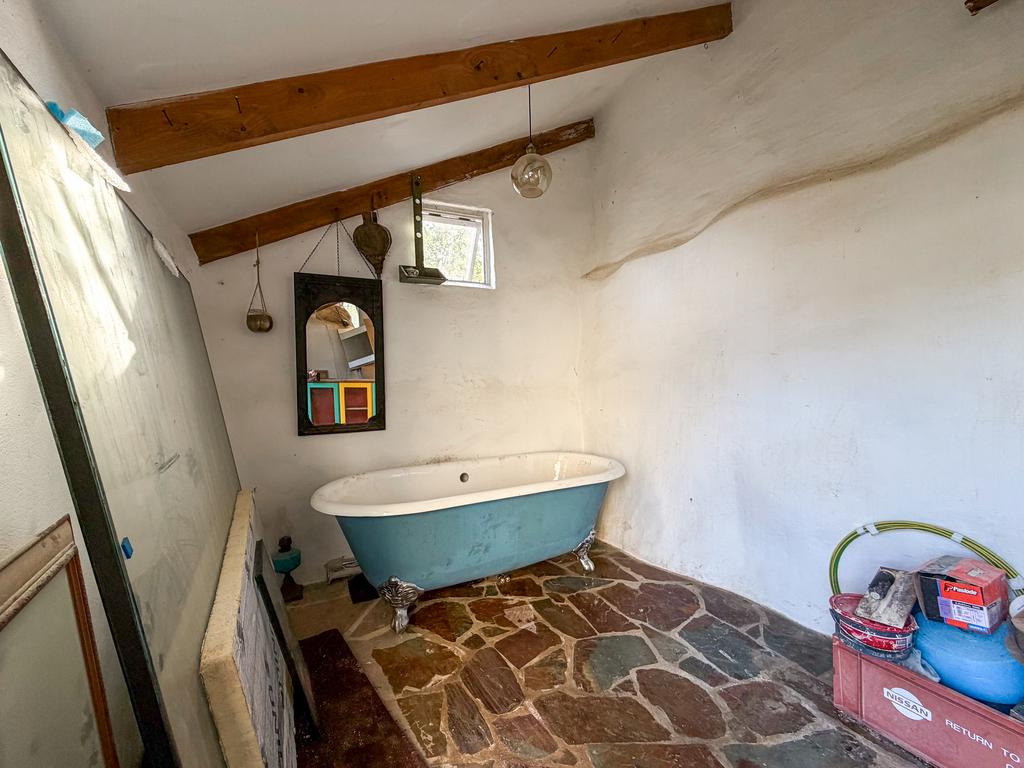 IMG 1954 T202512121042.jpg