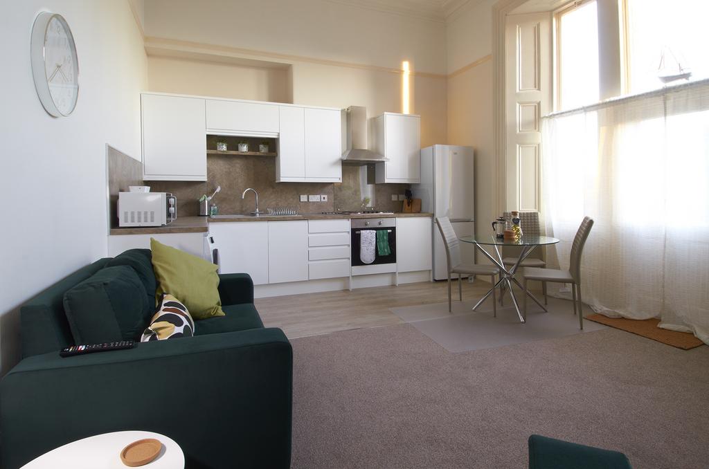 Kitchen + Lounge