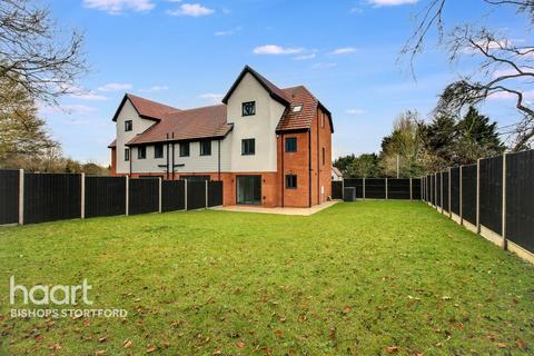 undefined, Bishop's Stortford CM22
