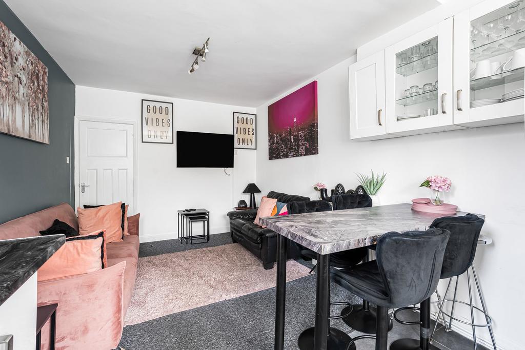 Reception/Kitchen