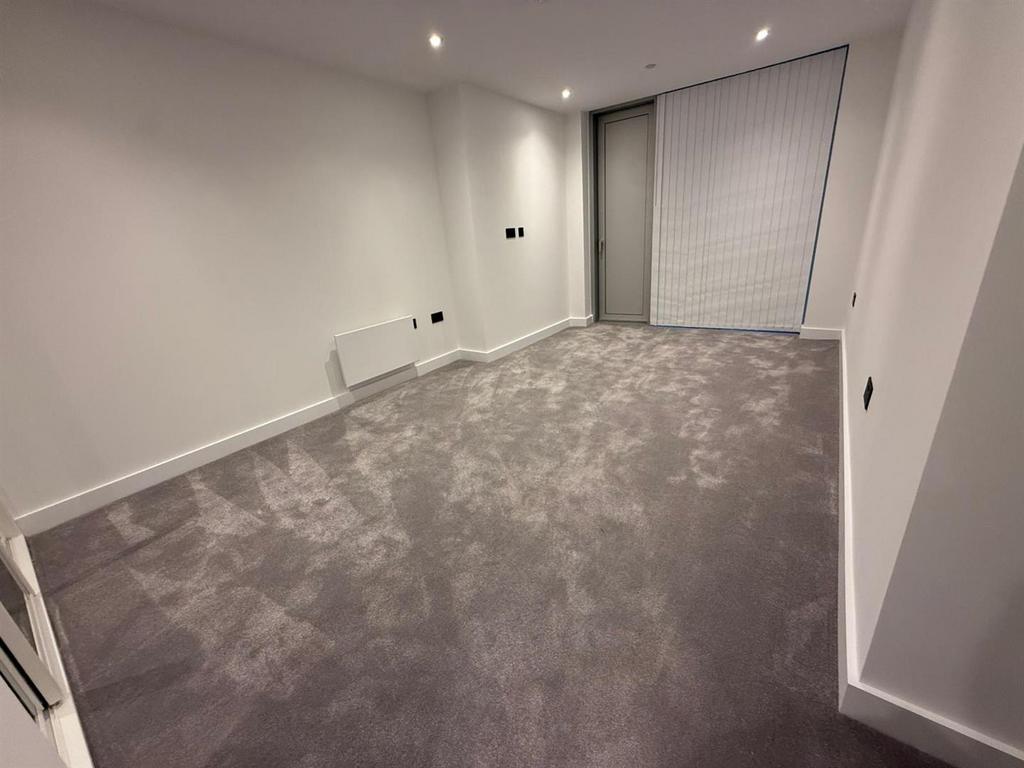 Bedroom 12/12/2025