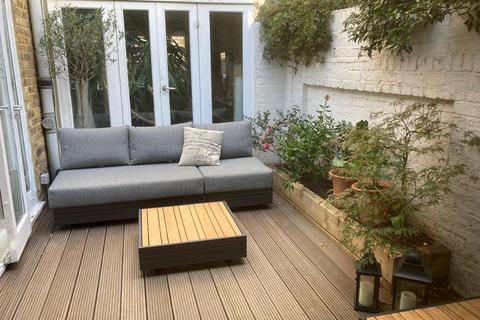 undefined, Brackley Terrace, London, W4