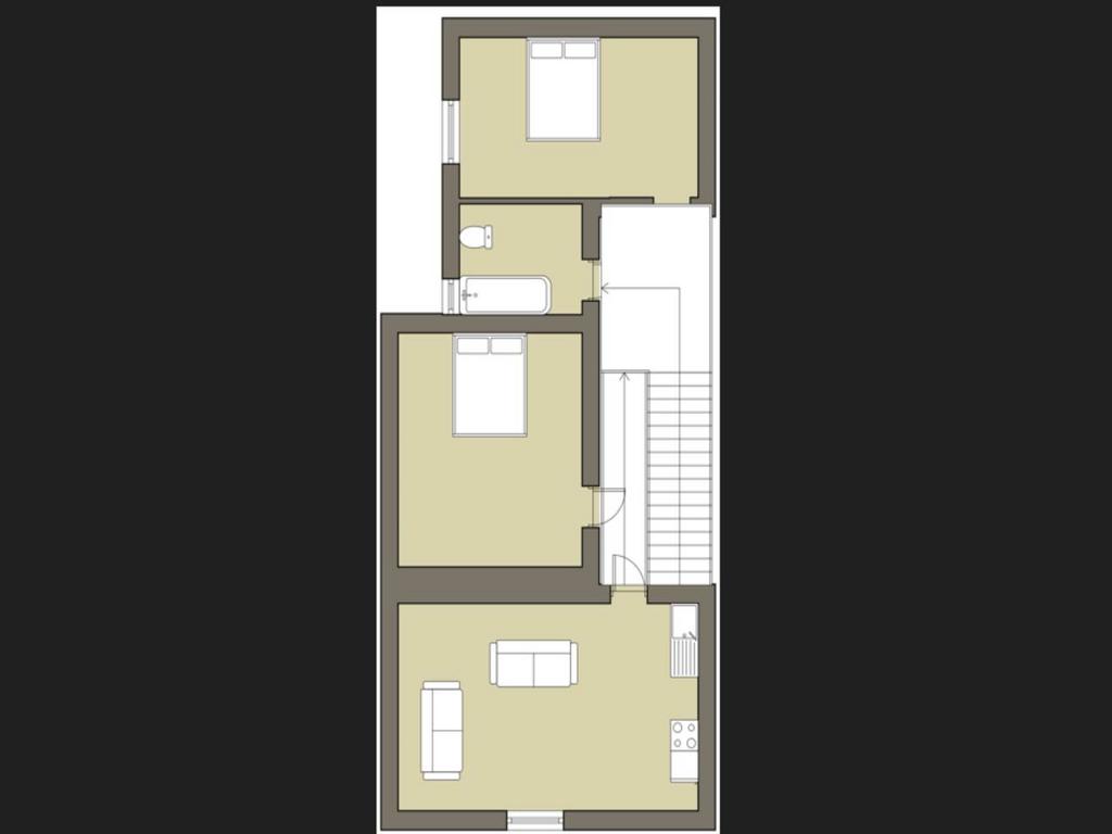 Flat 3 79 Claude Roa