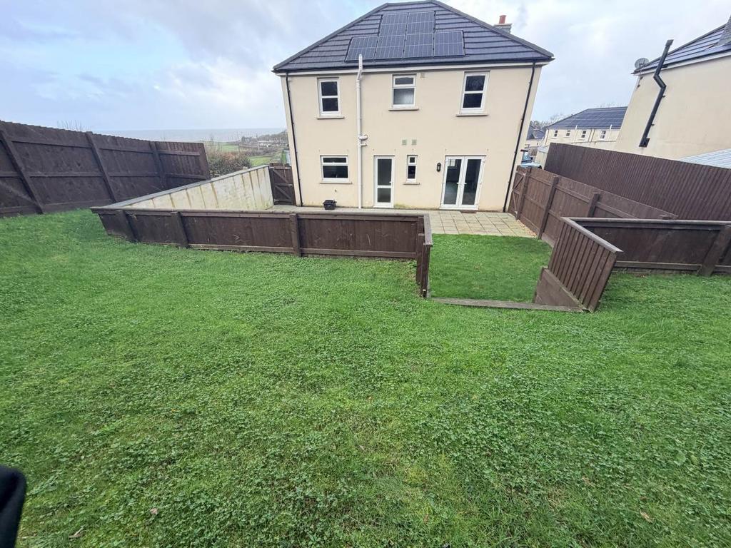 Photo 10-12-2025, 12