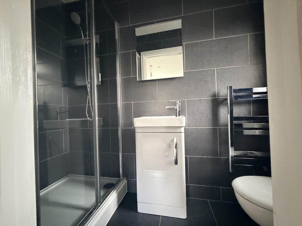 Photo 10-12-2025, 12