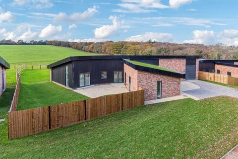 undefined, Doone Brae, Windmill Road, LU1