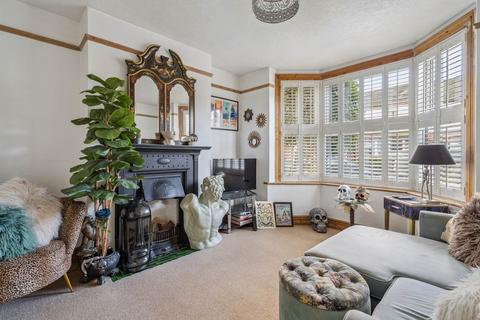 undefined, Oxhey Avenue, Oxhey