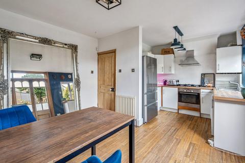 undefined, Oxhey Avenue, Watford, WD19