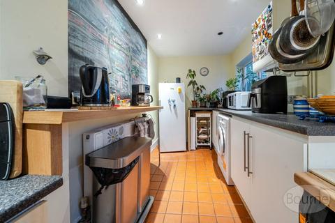 undefined, Ash Road, Aldershot GU12