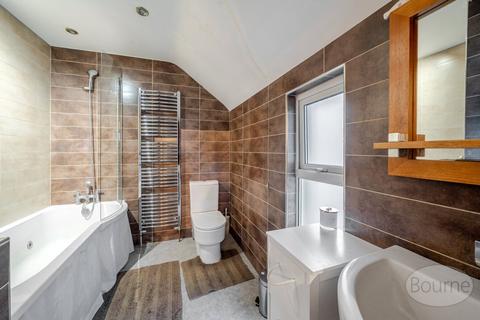 undefined, Ash Road, Aldershot GU12