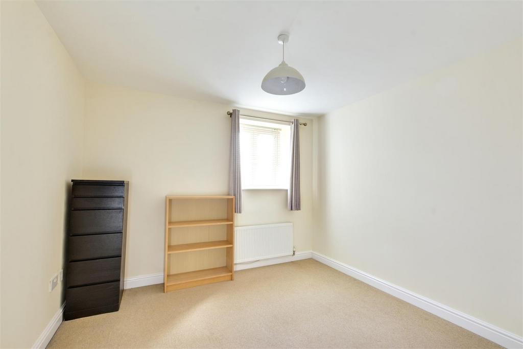 Bedroom 1 1.jpeg