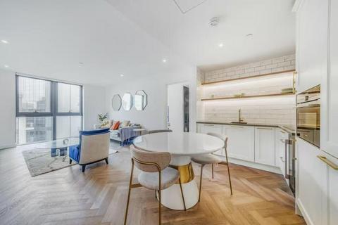 1 bedroom apartment to rent, 23 Gauging Square, London  E1W