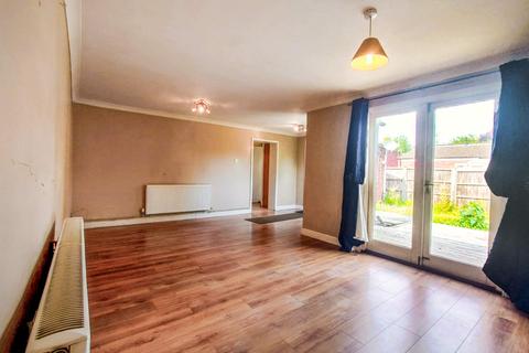 undefined, Cirencester GL7