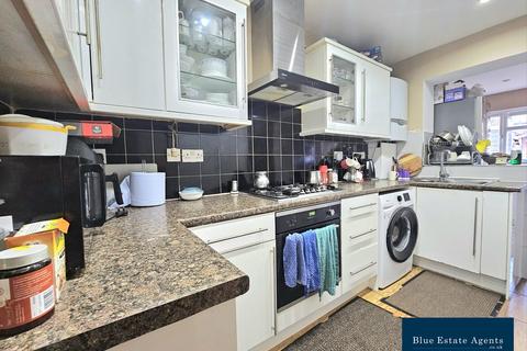 undefined, Ash Grove, Hounslow, TW5