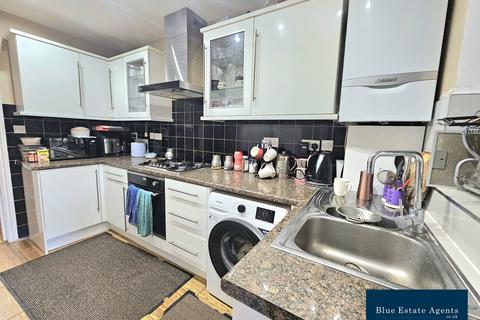 undefined, Ash Grove, Hounslow, TW5
