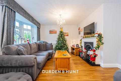 undefined, Etheridge Green, Loughton, IG10