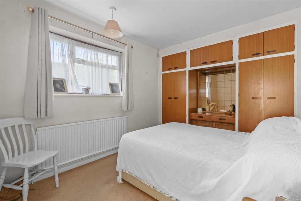 90 Main Rd, HP14 4 QA-1.jpg