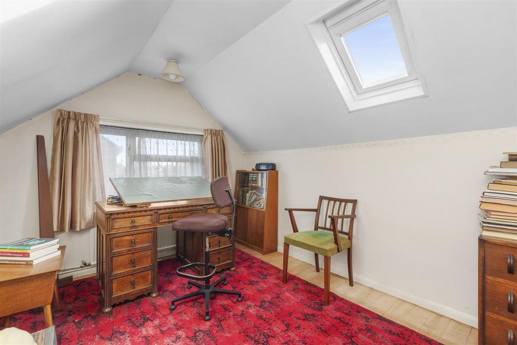 90 Main Rd, HP14 4 QA-7.jpg