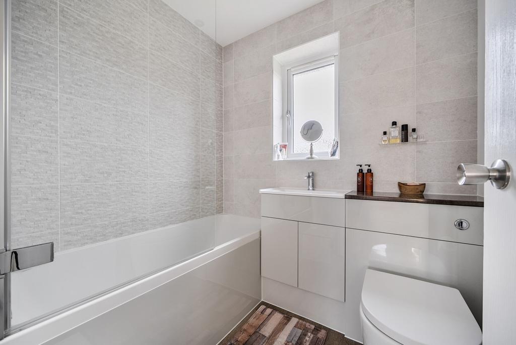 1387931-5-6936e8f...