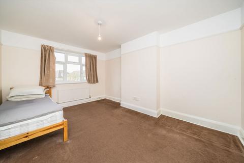 3 bedroom semi-detached house for sale, Villiers Avenue, Surbiton KT5