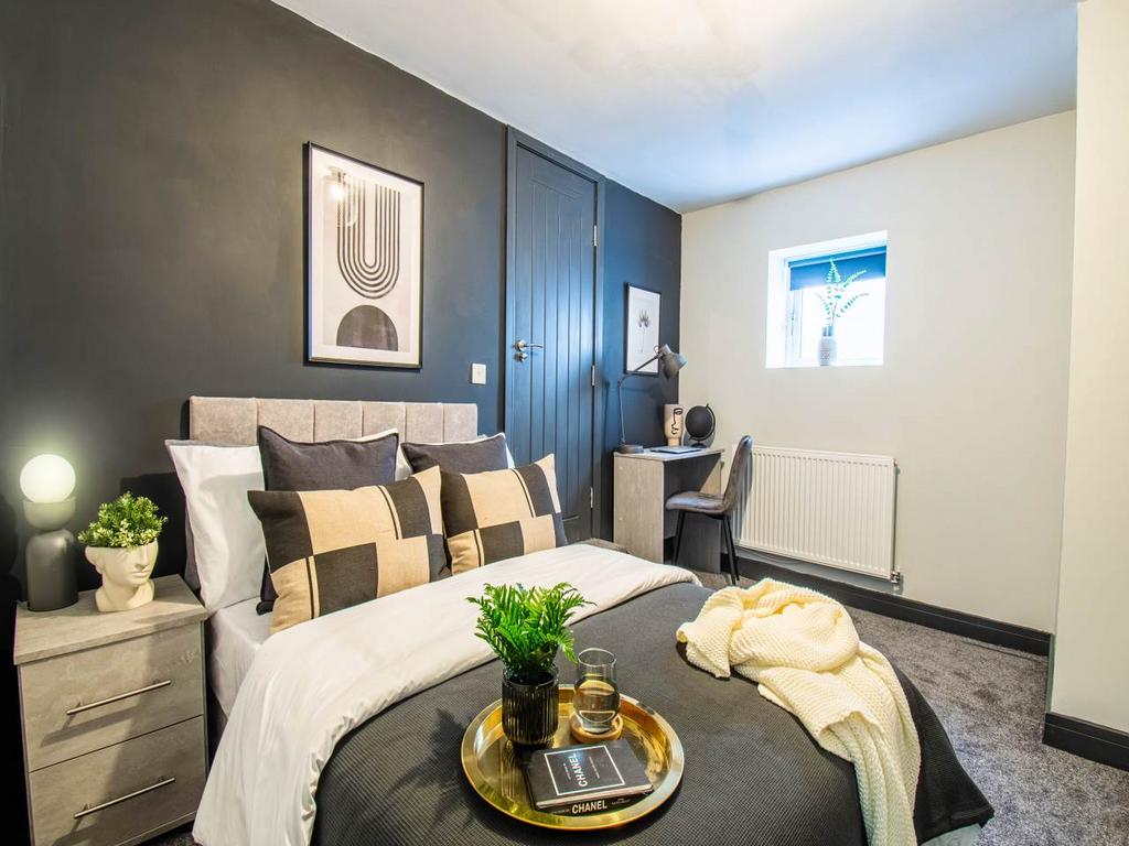 1 Highfield Avenue R