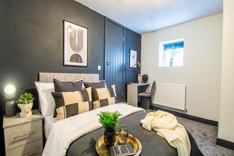 undefined, Highfield Avenue (room 1), West Yorkshire LS12