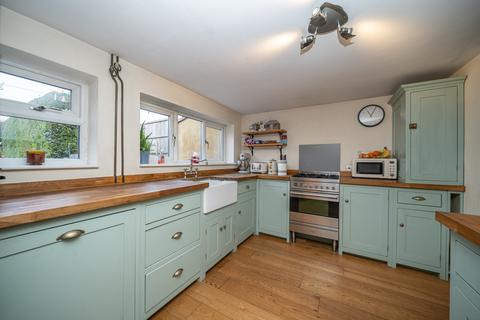 3 bedroom semi-detached house for sale, Bierton, Aylesbury HP22