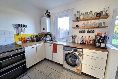 3 bedroom semi-detached house for sale, Leaze Road, Melksham SN12
