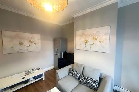 1 bedroom in a house share to rent, Knowle Road (Room 2), West Yorkshire LS4