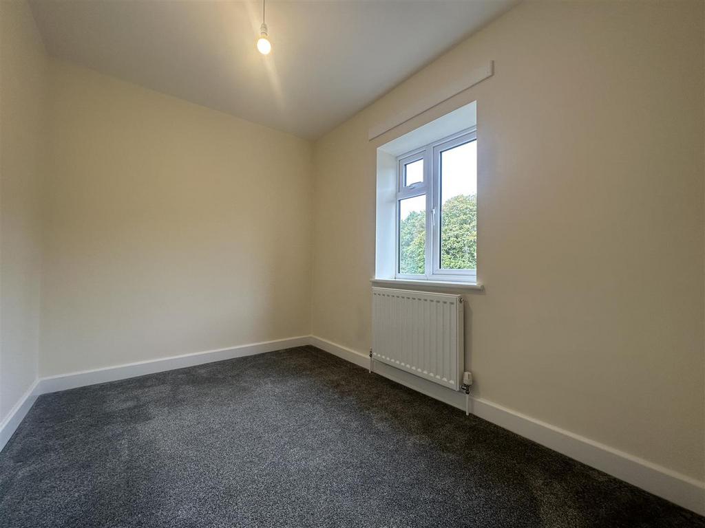 Bedroom 4.jpg