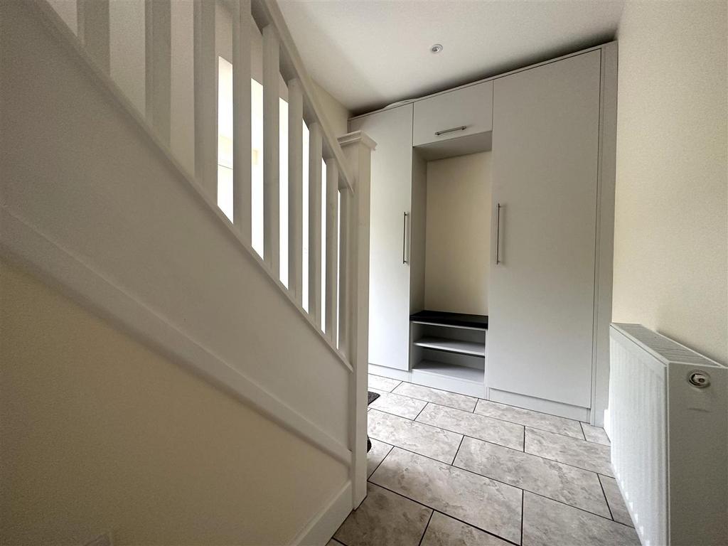 Hallway I.jpg