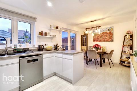 3 bedroom detached house for sale, Tellin Way, Clacton-on-Sea
