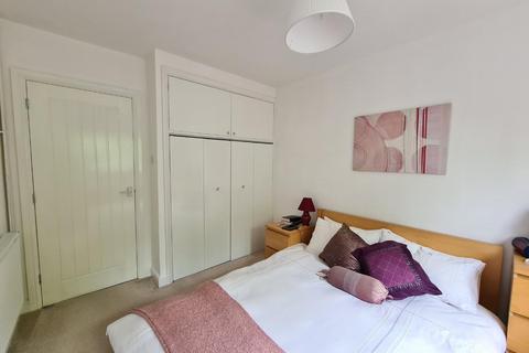 undefined, 30 Onslow Gardens, Wallington