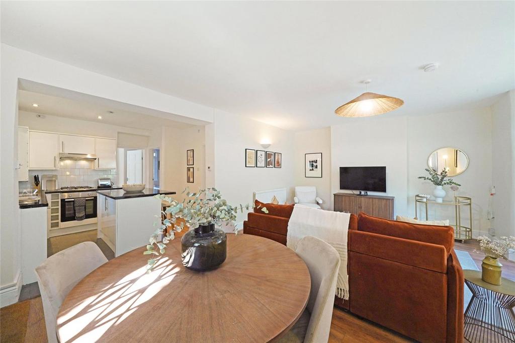 2 bedroom apartment for sale