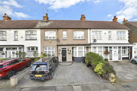 3 bedroom terraced house for sale, Ethelbert Gardens, Ilford IG2
