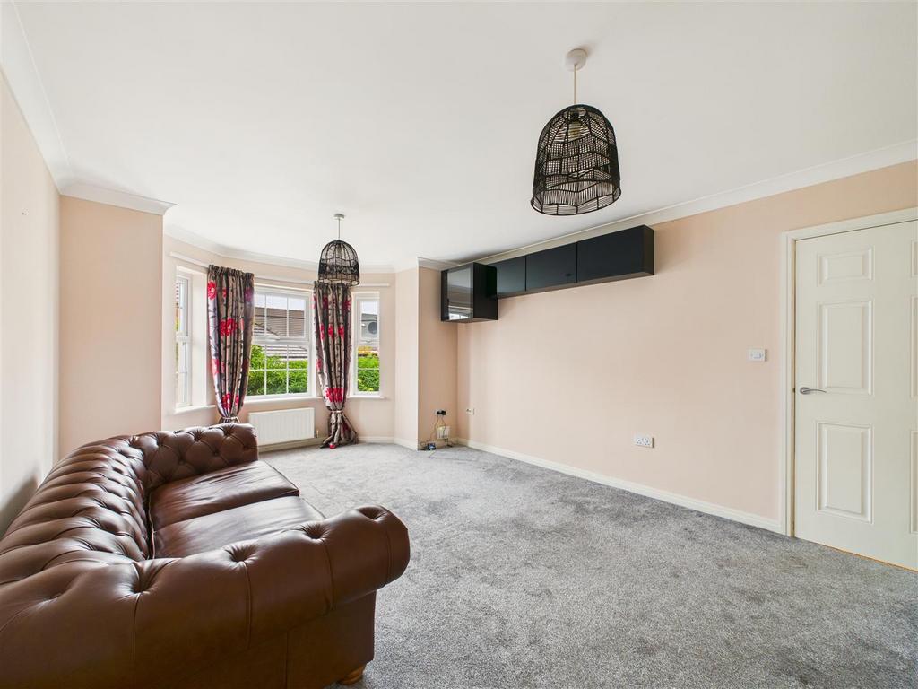 CAM03303 G0-PR0278-STILL002.jpg