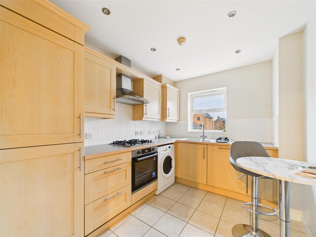 CAM03303 G0-PR0278-STILL005.jpg