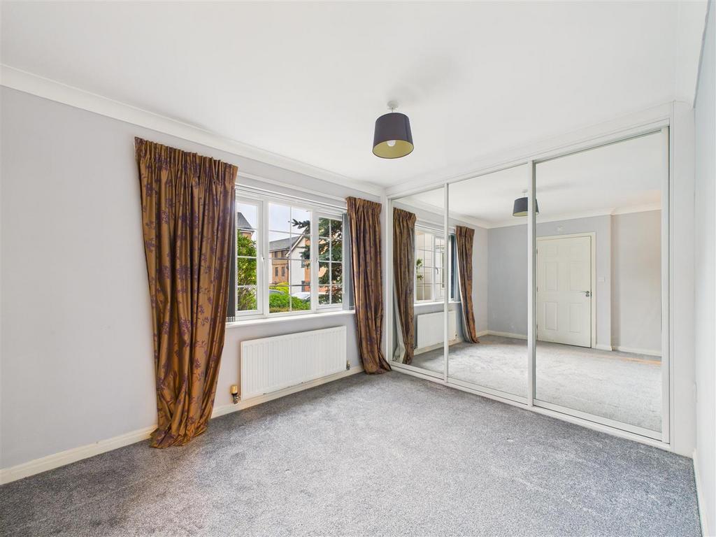 CAM03303 G0-PR0278-STILL006.jpg