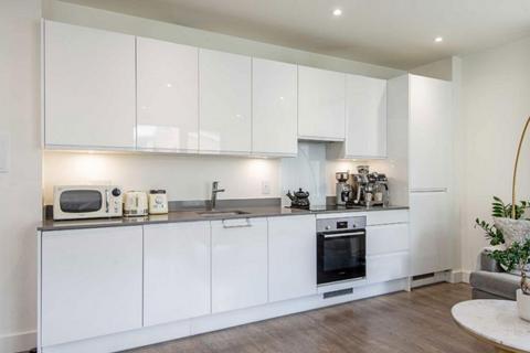 undefined, New Village Ave Greater, London, E14